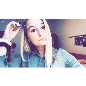 Meet your Posher, Megan